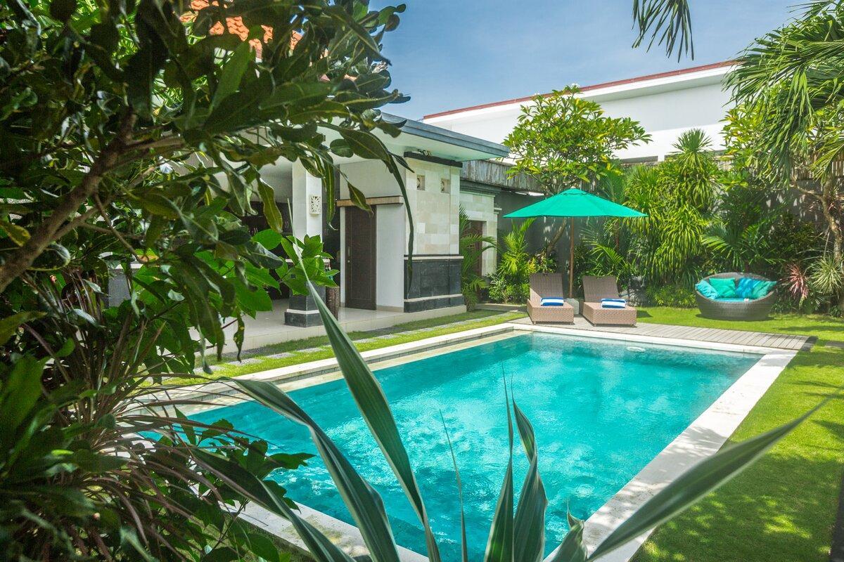 Big Brother Villa Seminyak  Exterior photo